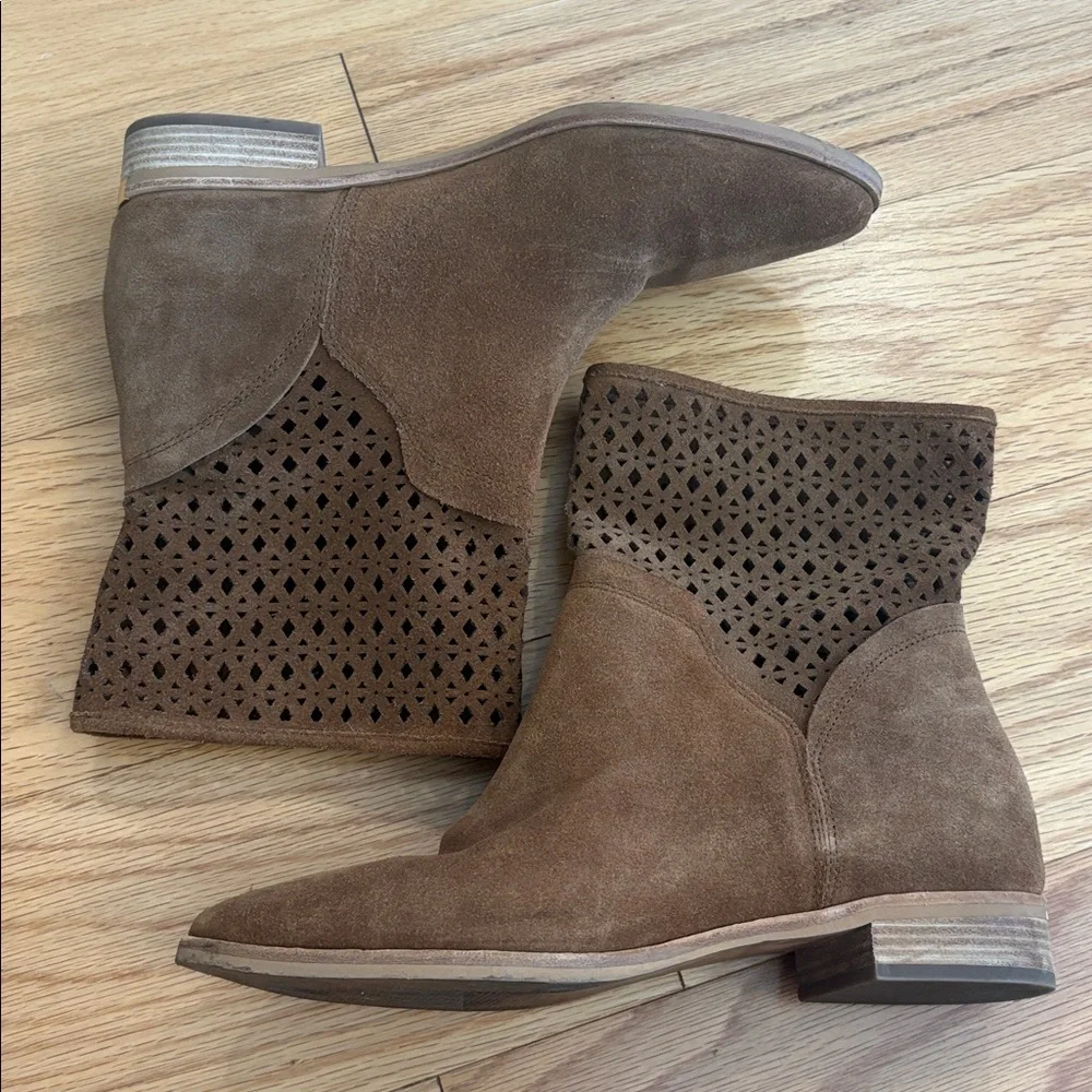MICHAEL KORS Sunny Ankle Boots $195 Leather Suede Booties Caramel Brown 8.5 - Picture 7 of 16